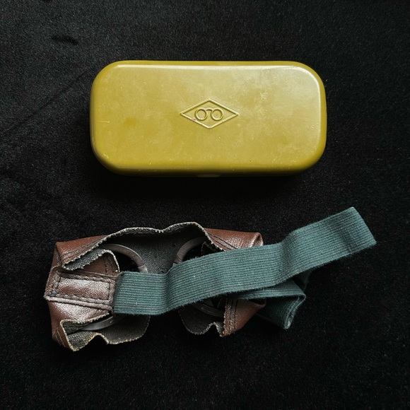 Vintage Aviator Glasses with Elastic Perfect Music Festival Accessory - Picture 3 of 7